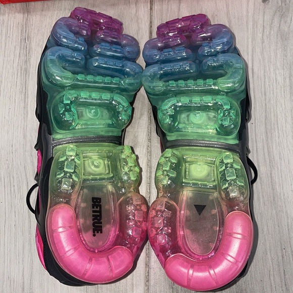 Nike Air Vapor Max Plus Betrue - Picture 11 of 14